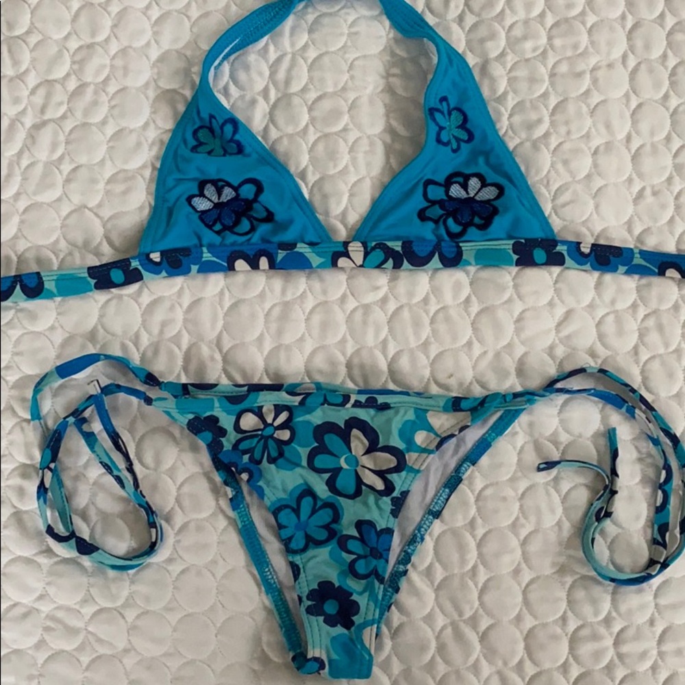 Women small Turquoise embroidered floral bikini halter top and side tie bottom